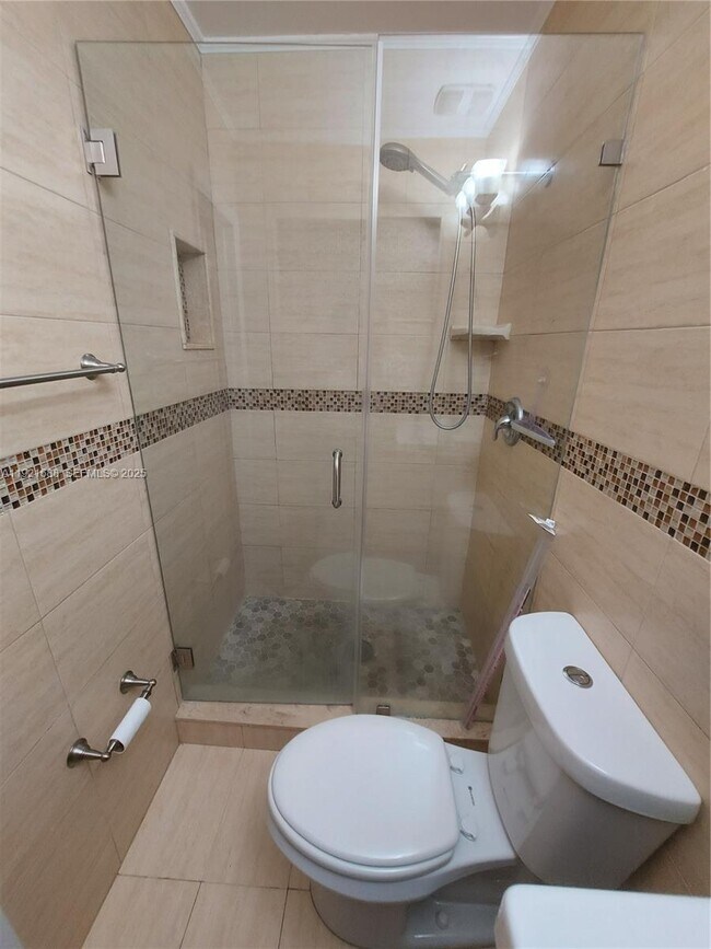 Building Photo - 8105 SW 17th Terrace