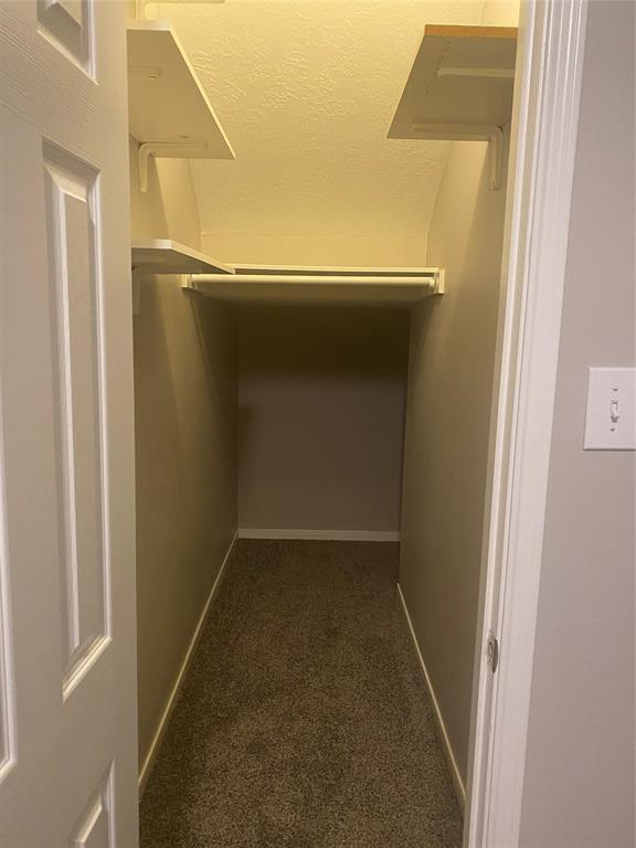 Building Photo - 9403 Meadow Point Ct