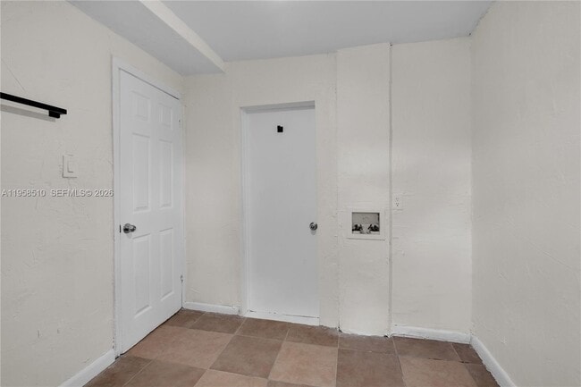 Building Photo - 3121 NW 60th St