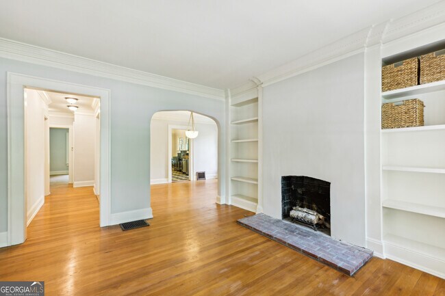 Building Photo - 1500 N Highland Ave NE