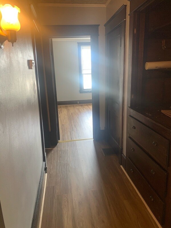 Building Photo - 518 Union Ave