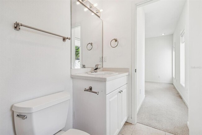 Building Photo - 1685 Laurel St