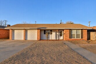 Building Photo - "Charming 3-Bedroom Home with 2 Full Baths in Lubbock – Your Perfect 1,380 Sq. Ft. Retreat!"