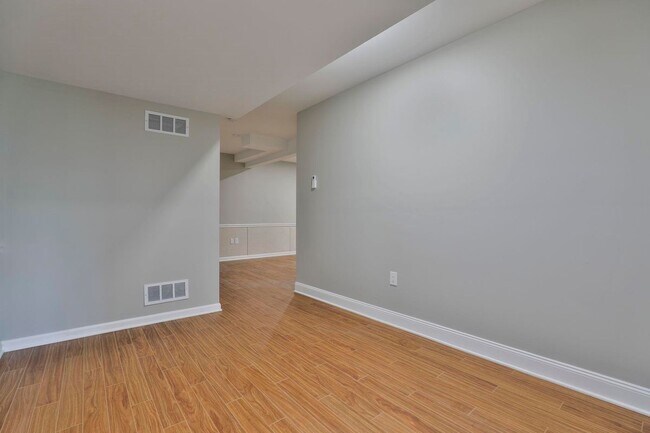 Building Photo - 41A Howe