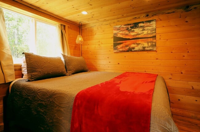 Building Photo - 68 Upland Dr