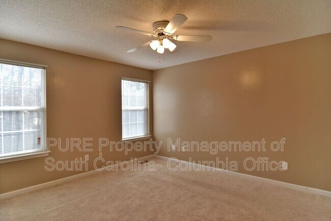 Building Photo - 45 Bradstone Cir