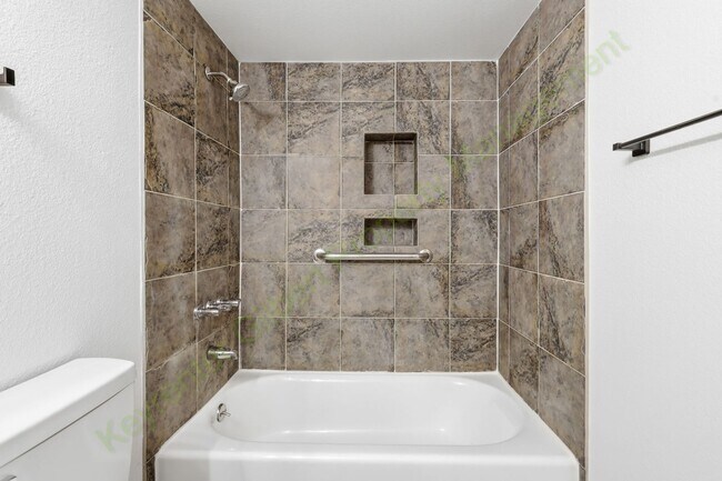 Building Photo - Updated South Scottsdale Gem Near Old Town – No HOA!