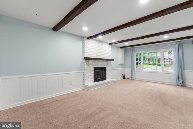 Building Photo - 1578 Yeakel Way