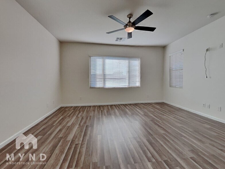 Building Photo - 19913 W Lincoln St