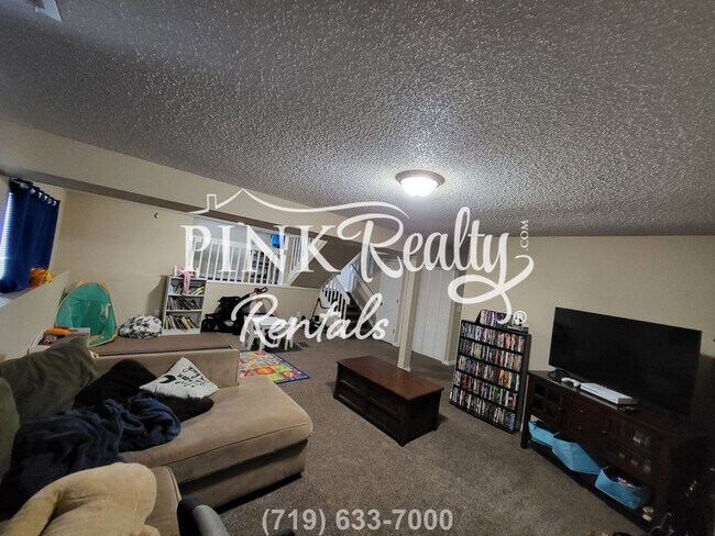 Building Photo - 104 Patchwork Ct