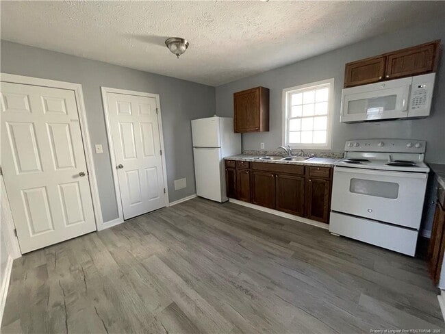 Building Photo - 1516 Pierce St