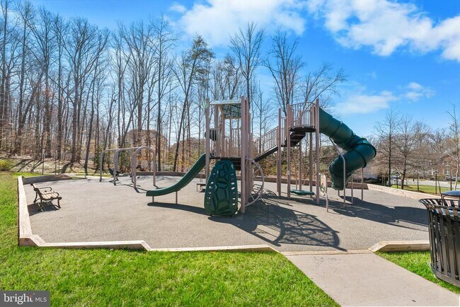 Building Photo - 16729 Shackleford Way