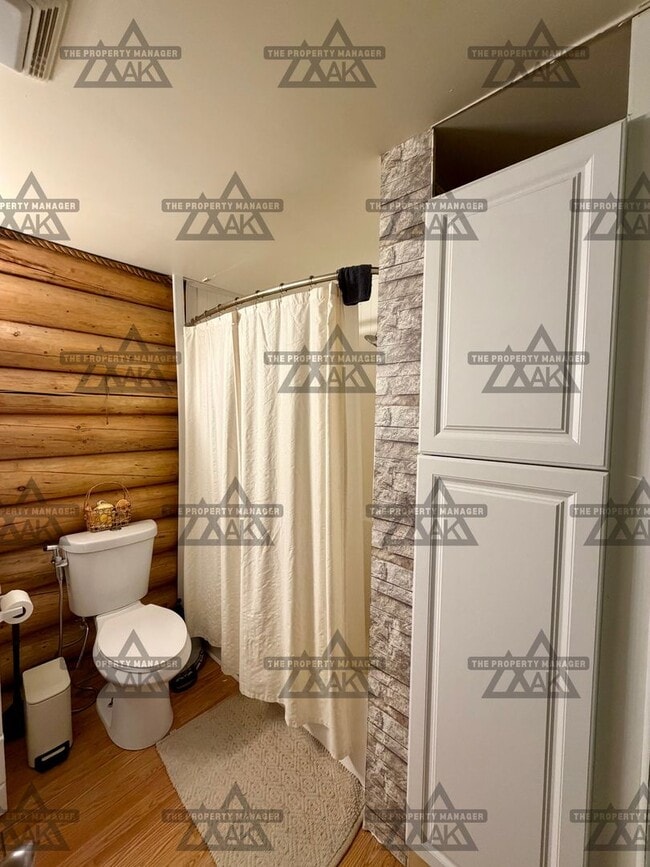Building Photo - Charming Cabin – 2BR Home with Wood Stove - Dog Friendly