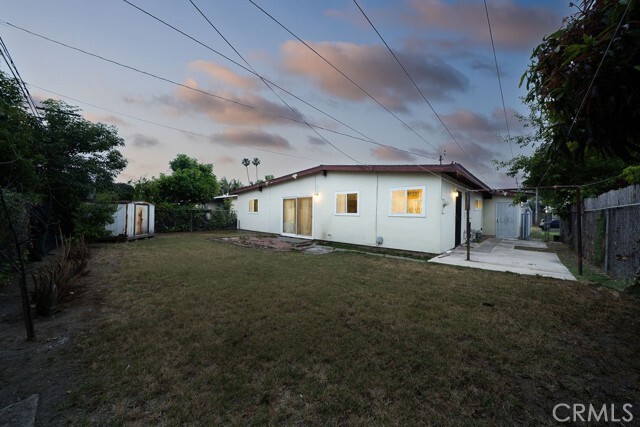 Building Photo - 1738 W Raymar St
