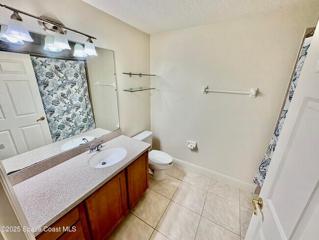 Building Photo - 242 Tin Roof Ave