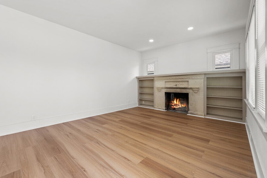 Living space - 4716 7th Ave NE