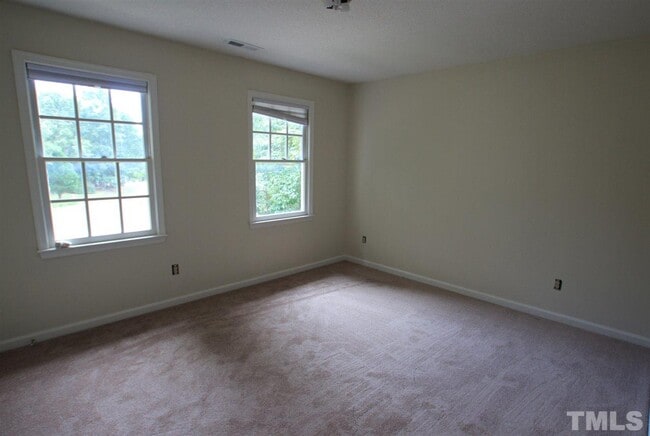 Building Photo - 109 Youngsford Ct