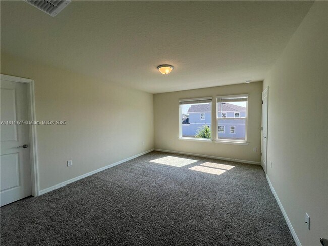 Building Photo - 16414 Grey Pne Dr
