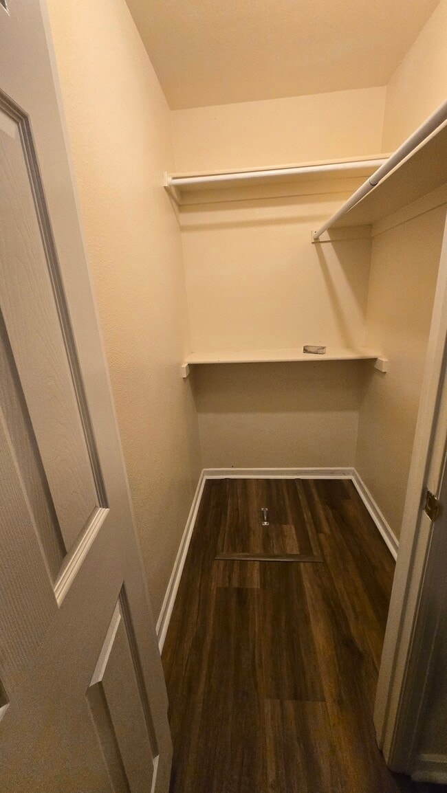 Building Photo - 4304 Lipan St