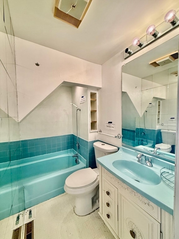 Building Photo - 23 Gardner Ave