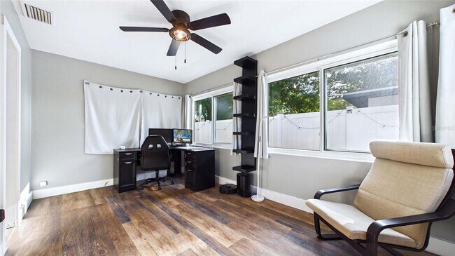 Building Photo - 101 N Mercury Ave