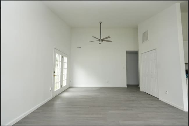Building Photo - A beautiful house available in Williford