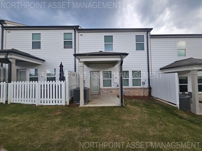 Building Photo - Beautiful Townhome for Lease in Lawrenceville