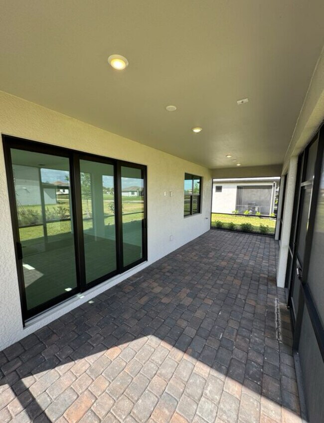 Building Photo - 20605 Pebble Gln Dr