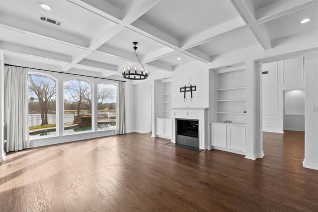 Building Photo - 706 Dover Pl