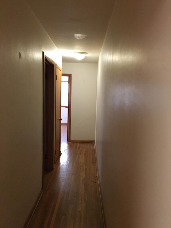 Building Photo - 5608 S 28th Ave