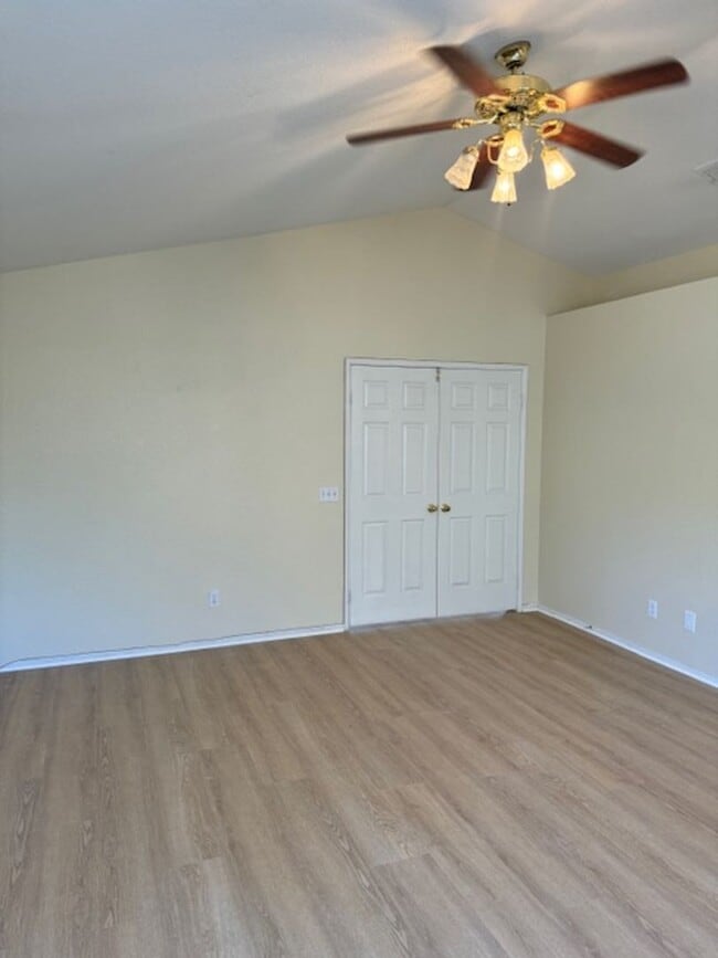 Building Photo - Beautiful 3 Bedroom 2.5 Bath Home!!