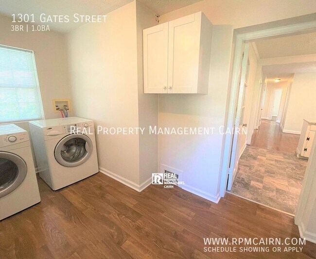 Building Photo - 1301 Gates St