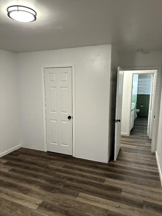 Building Photo - 5006 11th St