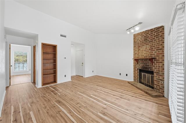 Building Photo - 1104 Riverchase Ln