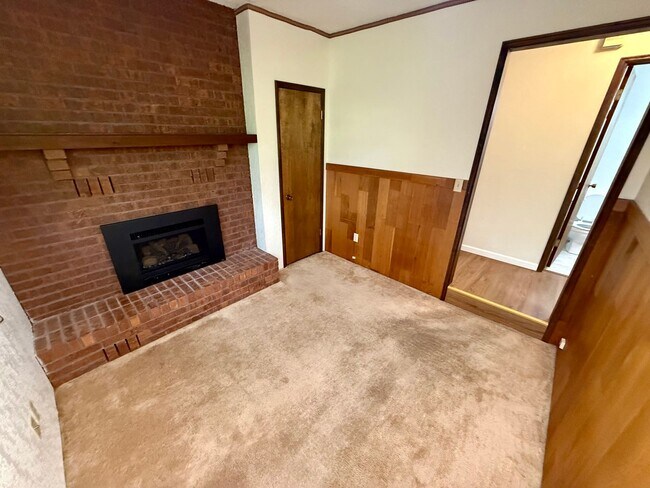Building Photo - Beautiful Golf Course Home | 2 Bed • 2 Bath • Bonus Room