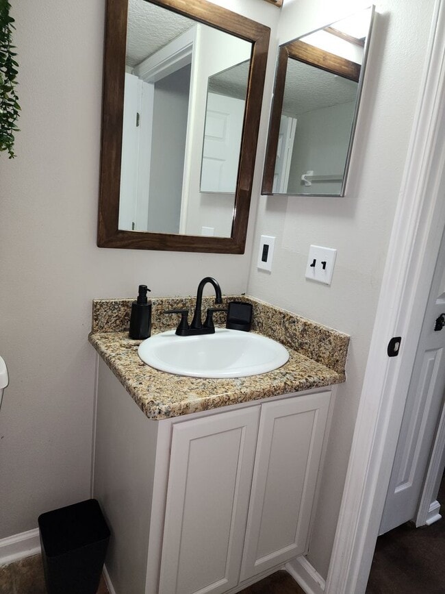 Building Photo - Fleming Island Fully Furnished Home... TWO...