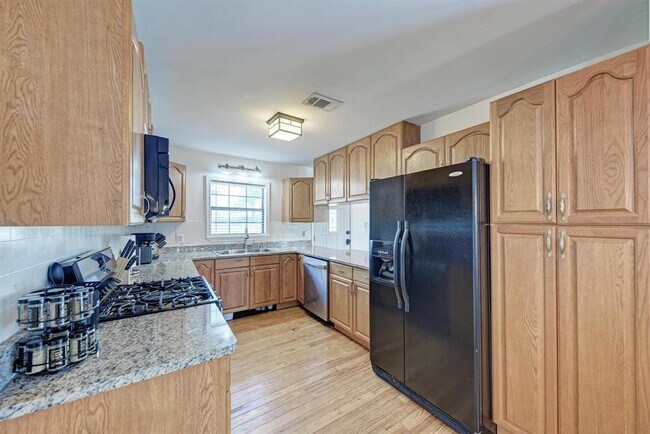 Building Photo - 3919 Caldwell Ln