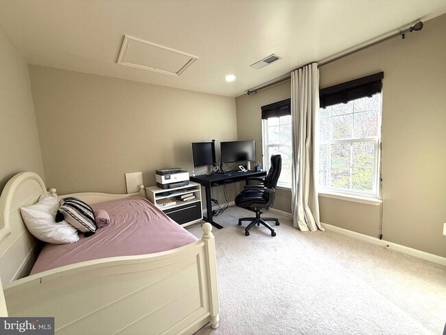 Building Photo - 21201 Sundial Ct