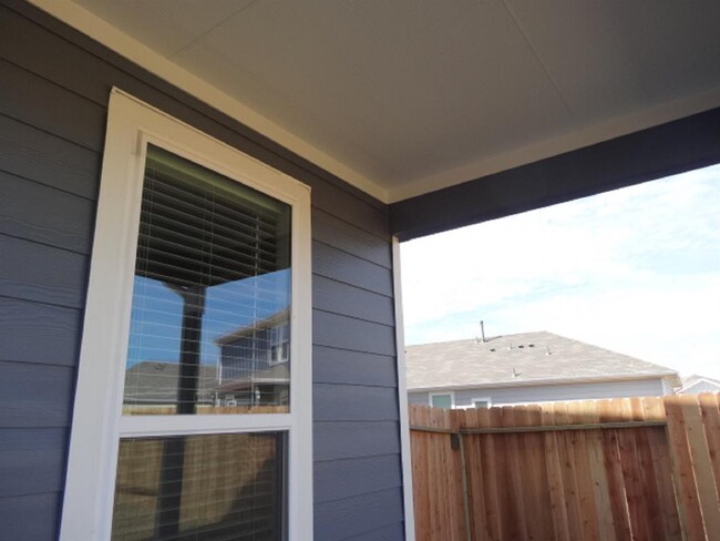 Building Photo - 17914 Grassy Prairie Dr