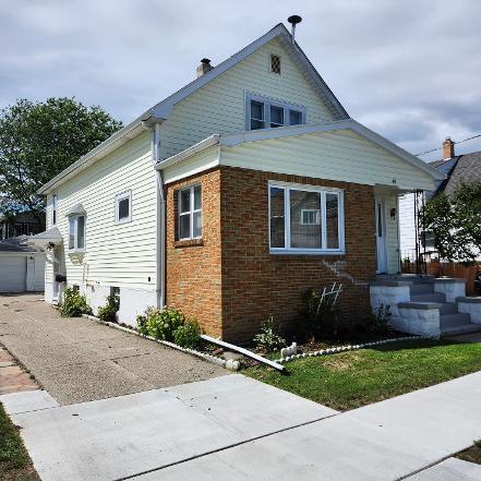Building Photo - 48 Pleasant Pky