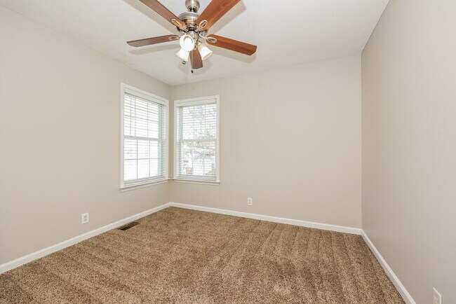 Building Photo - 6404 Wildgrove Dr