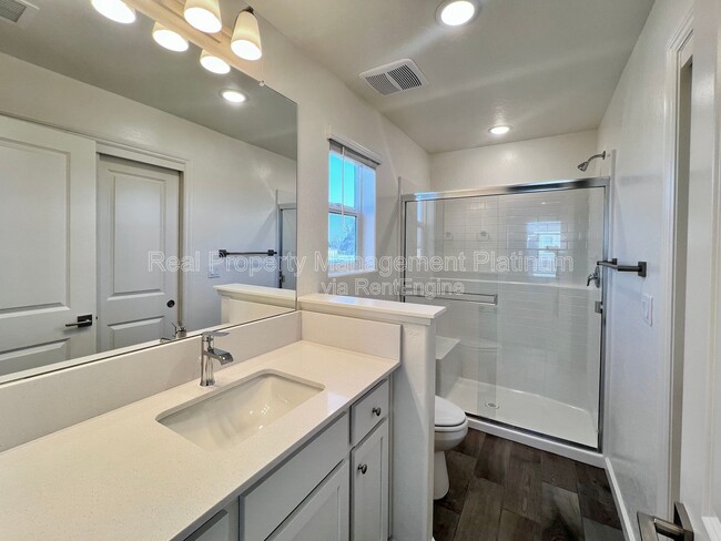 Building Photo - 1544 Farmhouse Ln