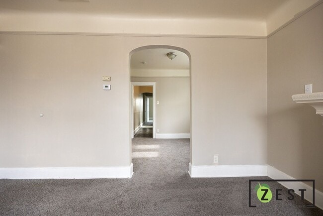 Building Photo - 12120 Stoepel St