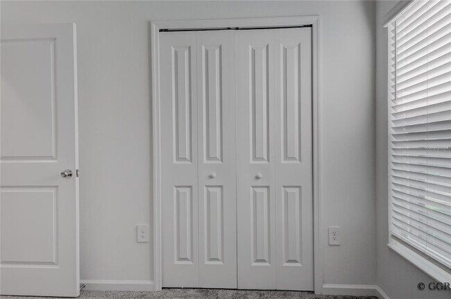 Building Photo - 5005 Worchester Dr