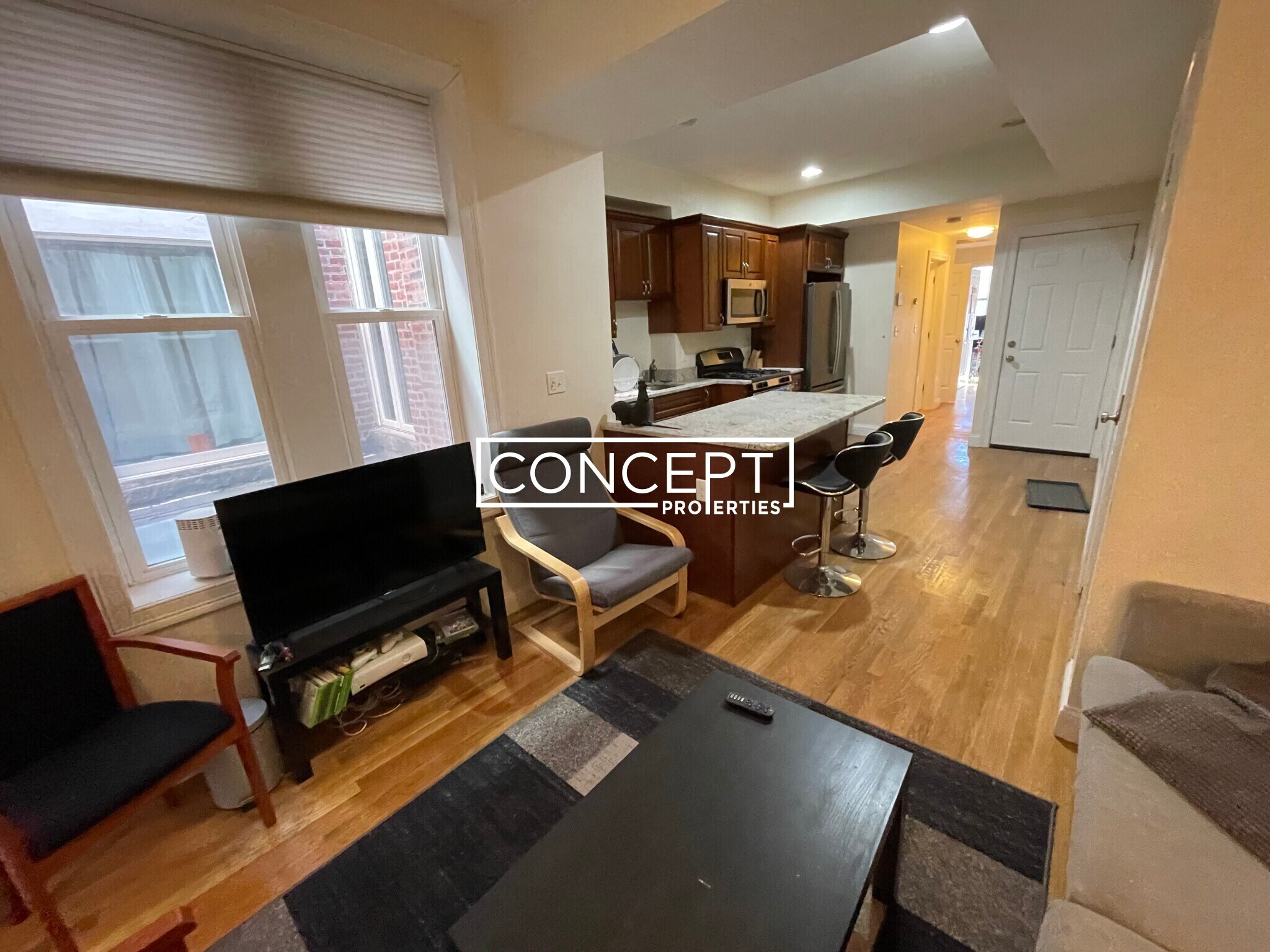 Building Photo - 1029 Tremont St