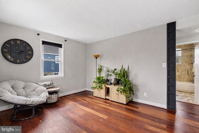 Building Photo - 2507 Glencoe Rd