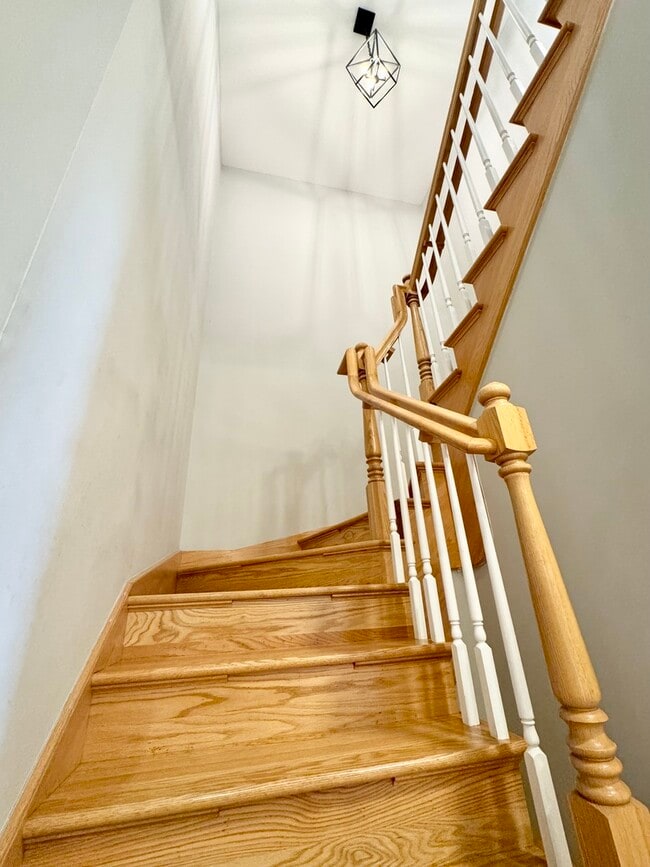 Building Photo - 1344 Danada Ct