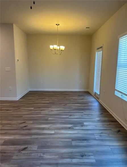 Building Photo - 1004 Merritt Dr