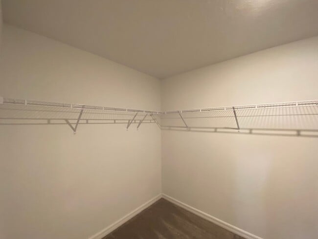 Building Photo - NOT AVAILABLE FOR SHOW OR MOVE IN UNTIL 07/20/26 !!! SW location 4/2/2 **WON'T LAST**