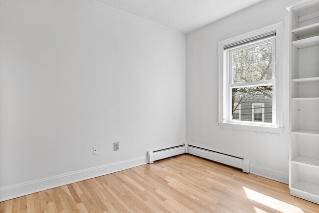 Building Photo - 46 Mercer St